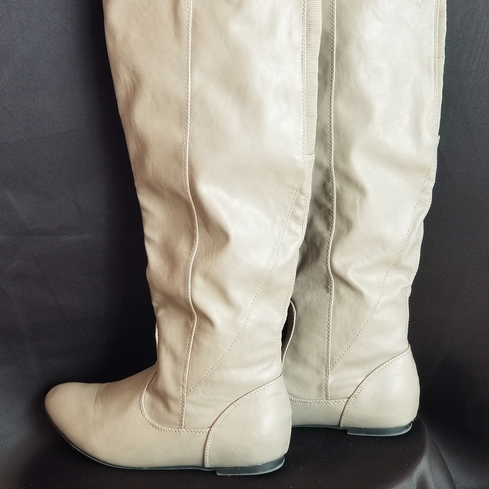 Shoe Dazzle boots